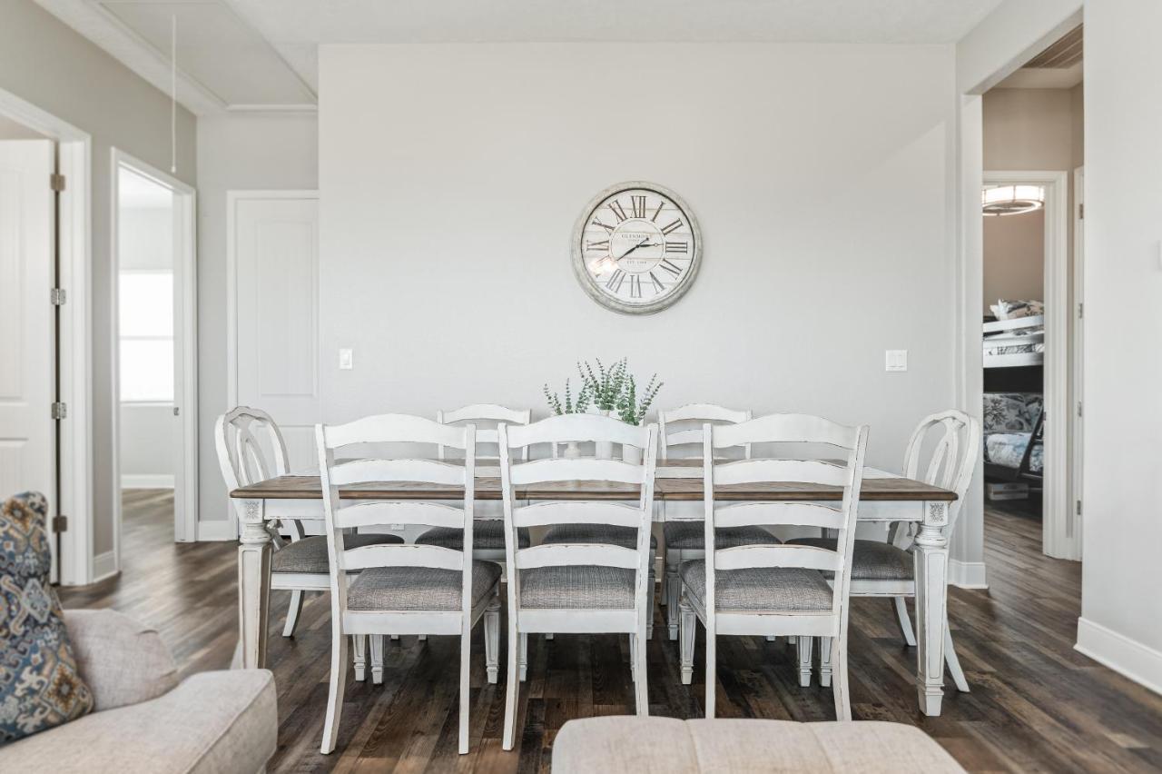 Stylish 4Br Crystal Beach Retreat Walk To Beach Bolivar Peninsula Exterior foto