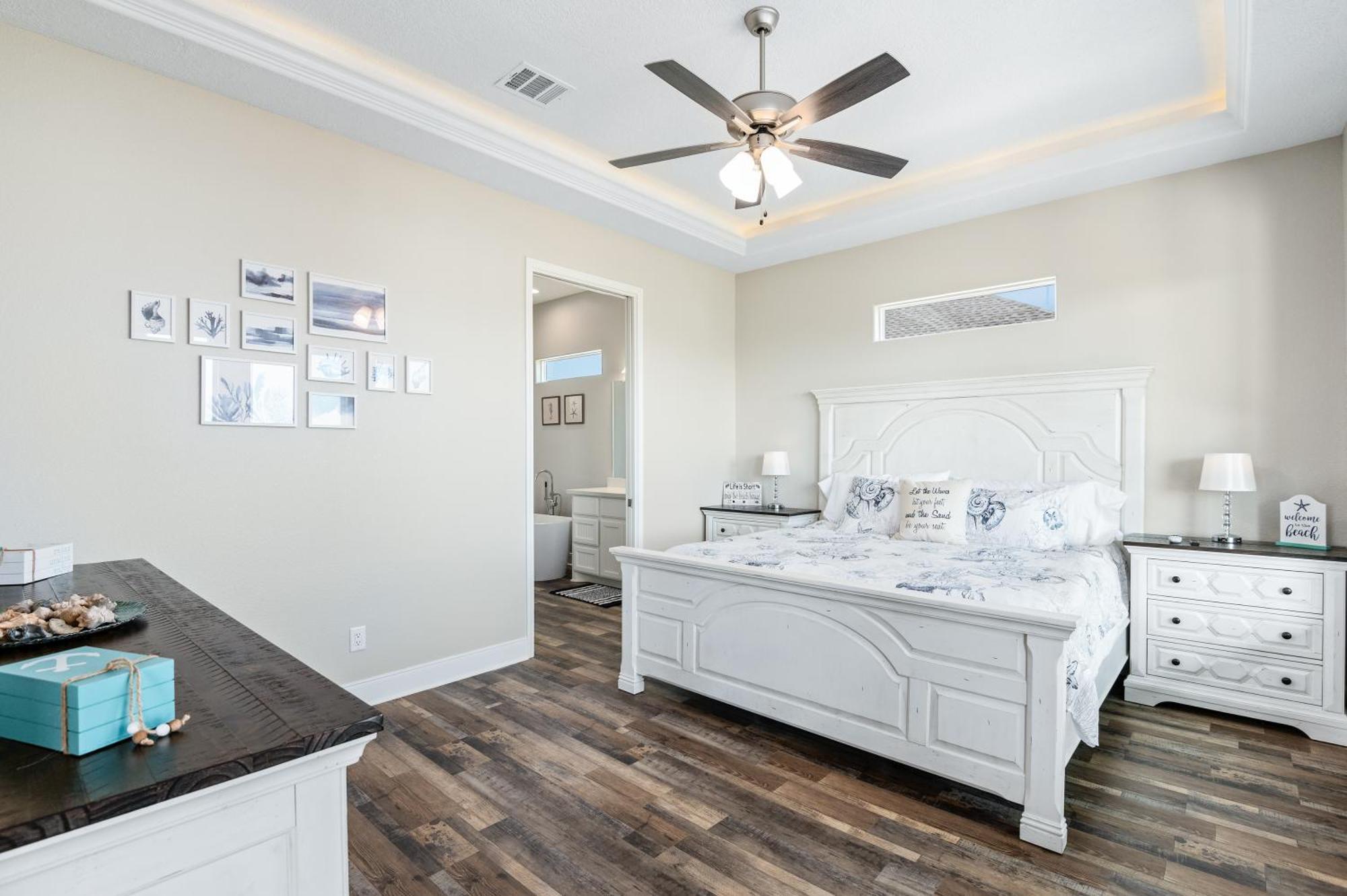 Stylish 4Br Crystal Beach Retreat Walk To Beach Bolivar Peninsula Exterior foto